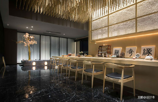 家里白色墙面上有些虫子怎么办 家里白色墙面上有些虫子怎么办