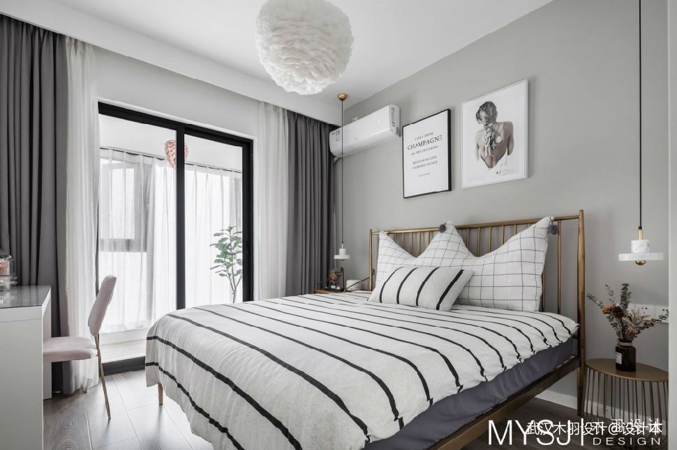 卧室墙面挂什么好风水 卧室墙面挂什么好风水